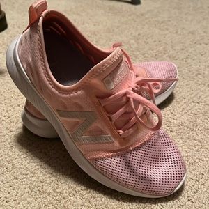 New Balance Fuel Core Coast‎ Pink
